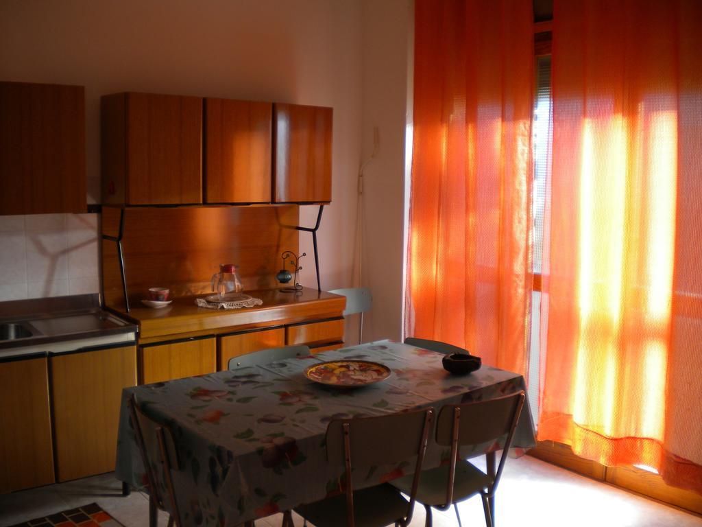 Villa Nespole E Vermentino Alghero Bilik gambar